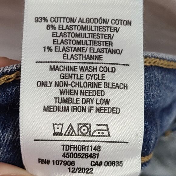 New Hudson Women's (32) Barbara High Rise Bootcut Crop Raw Hem Blue Jeans $195 - Picture 11 of 15